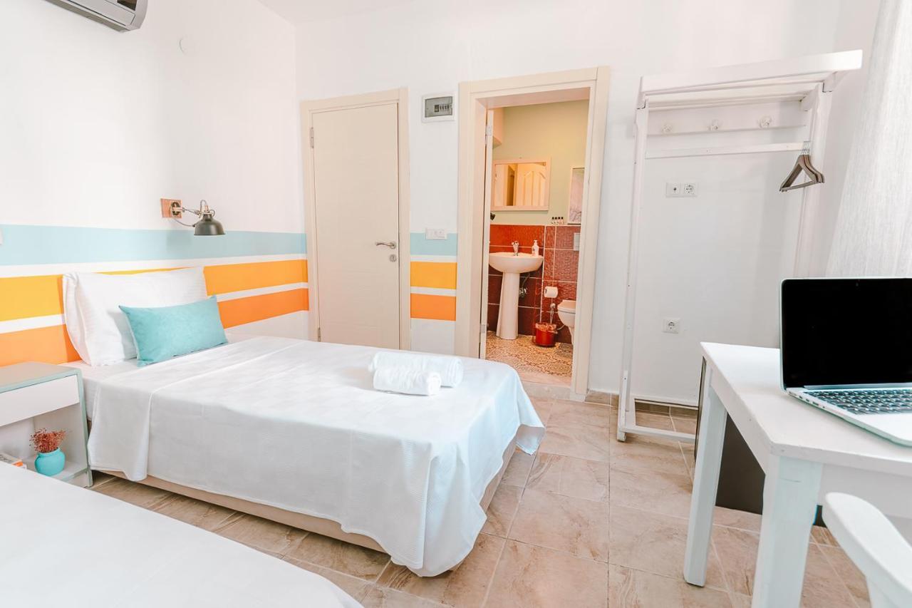 Kuytu Terrace Bed And Breakfast Каш Екстер'єр фото