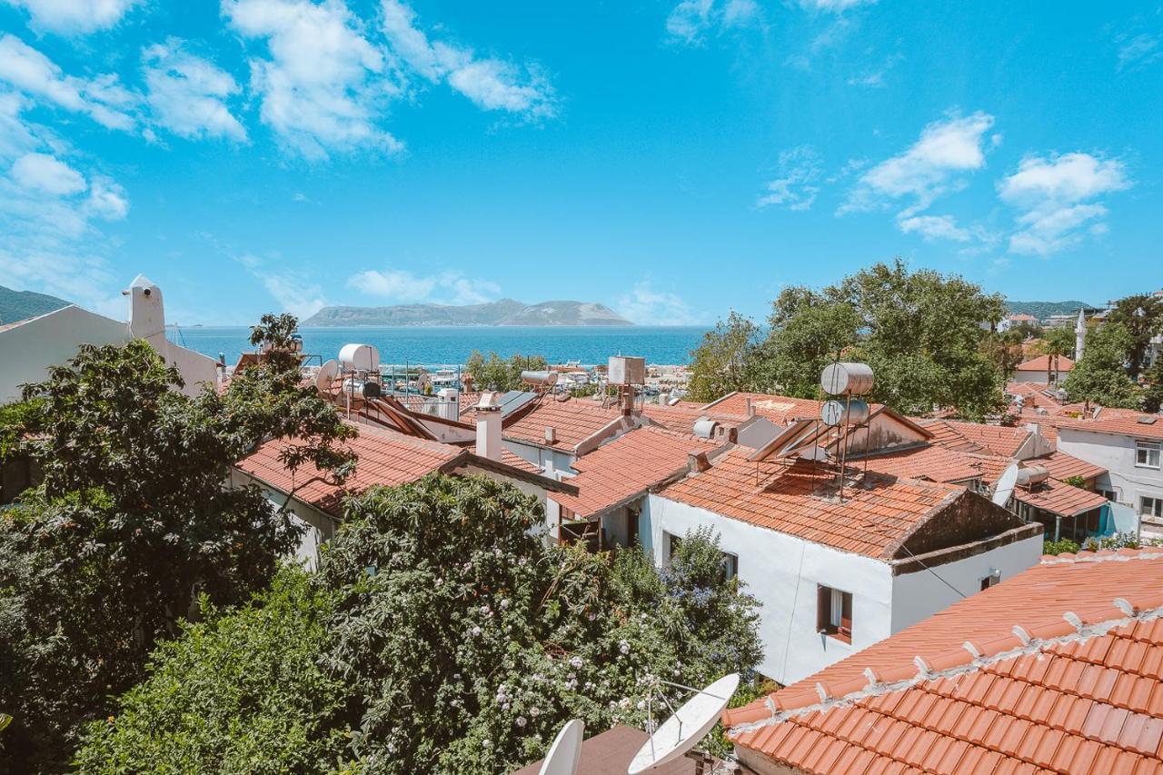 Kuytu Terrace Bed And Breakfast Каш Екстер'єр фото