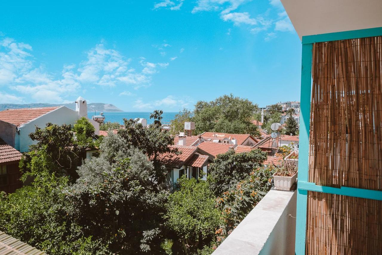 Kuytu Terrace Bed And Breakfast Каш Екстер'єр фото